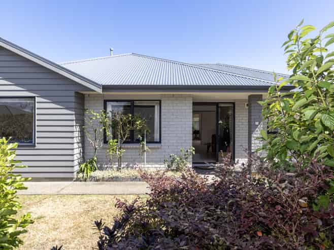 7 Manhattan Court, Paraparaumu