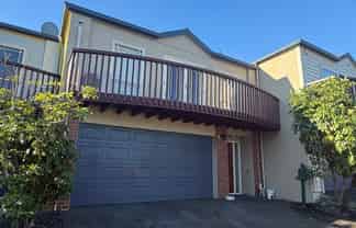 145E Hobsonville Road, West Harbour