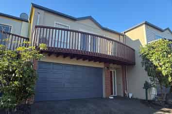 145E Hobsonville Road, West Harbour