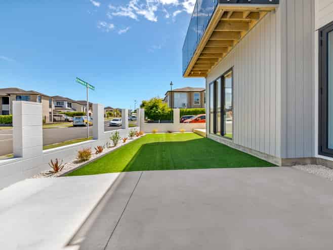 20 Hughs Way, Flat Bush