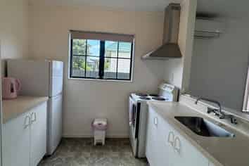 1/806 Gordon Road, Raureka