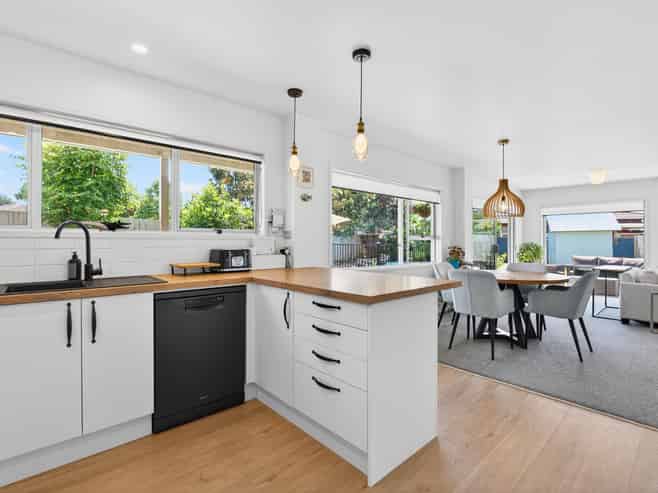 185b Centreway Road, Orewa