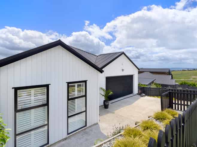 3 Rockpool Road, Orewa
