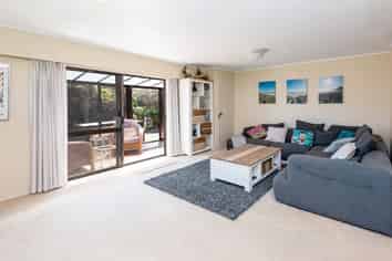 2/16 Ullswater Place, Half Moon Bay