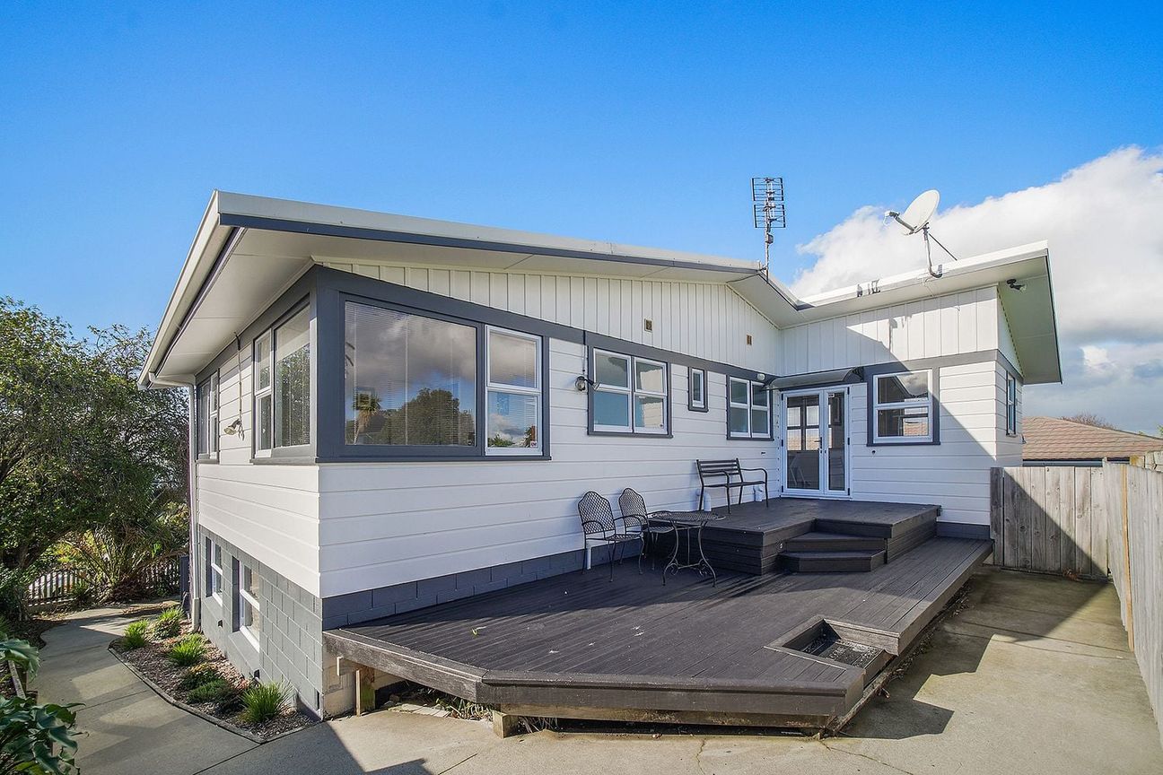 Furnished- 3BR/ Pakuranga Hts-Inc. White Ware - Vista 3