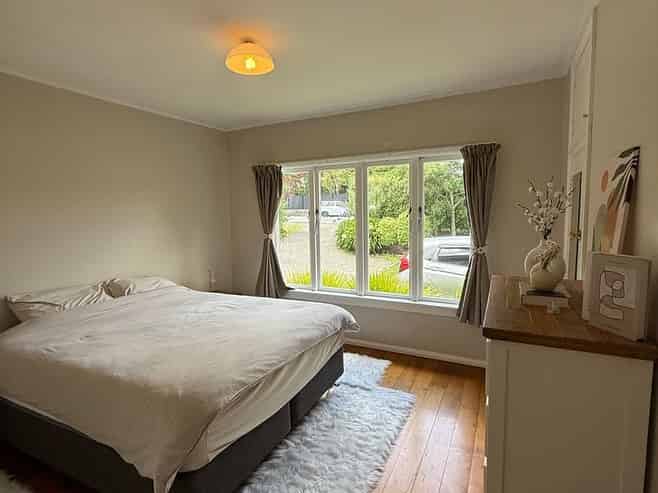 67 Lake Crescent, Hamilton Lake