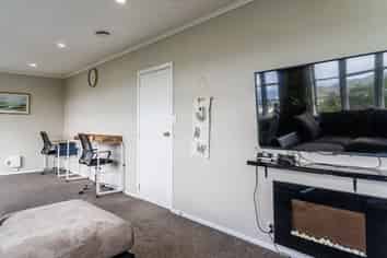 94 Nicholson Road, Khandallah