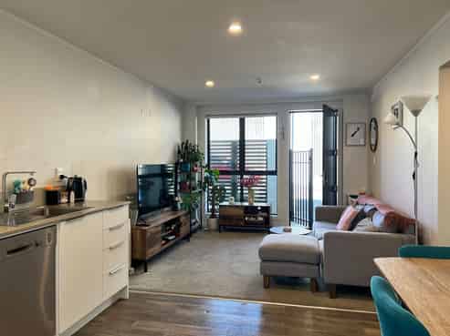 2E/11 Newtown Avenue, Newtown