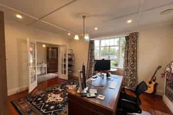 48 Mount Roskill Road, Mount Roskill