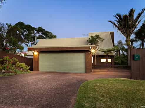 144 Wiseley Road, West Harbour
