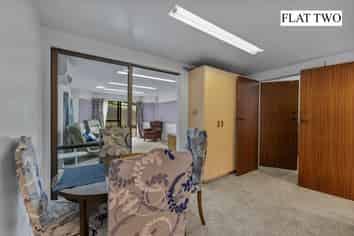 2/7A Royal Terrace, Dunedin Central