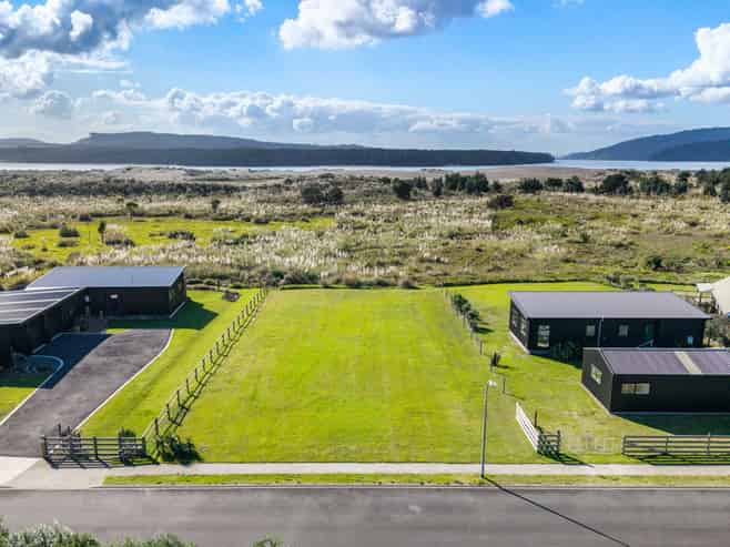 30 Westside Road, Port Waikato