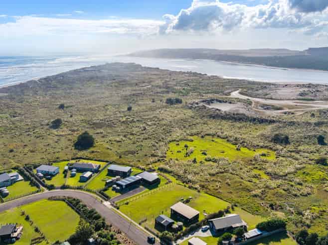 30 Westside Road, Port Waikato