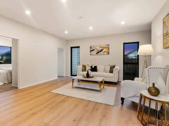 14 Karahui Road, Clevedon