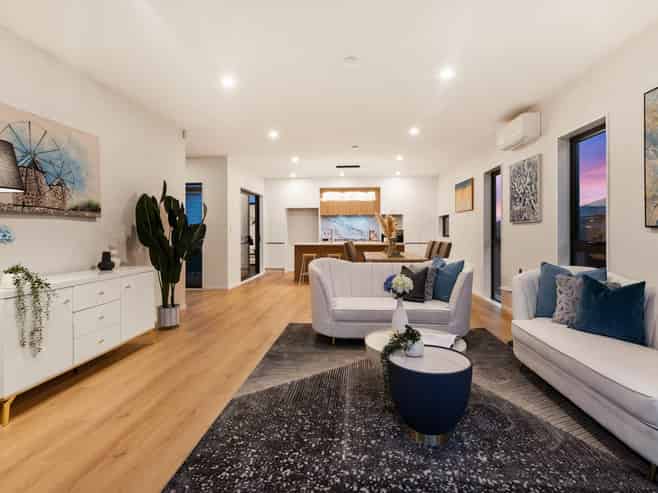 14 Karahui Road, Clevedon