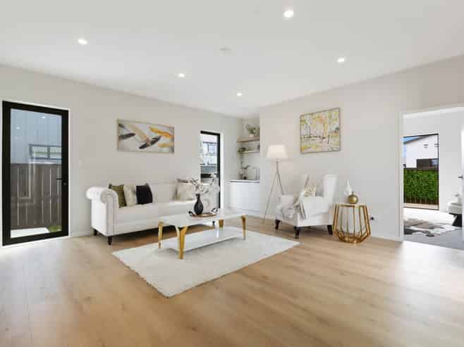 14 Karahui Road, Clevedon