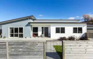 69 Merton Street, Trentham