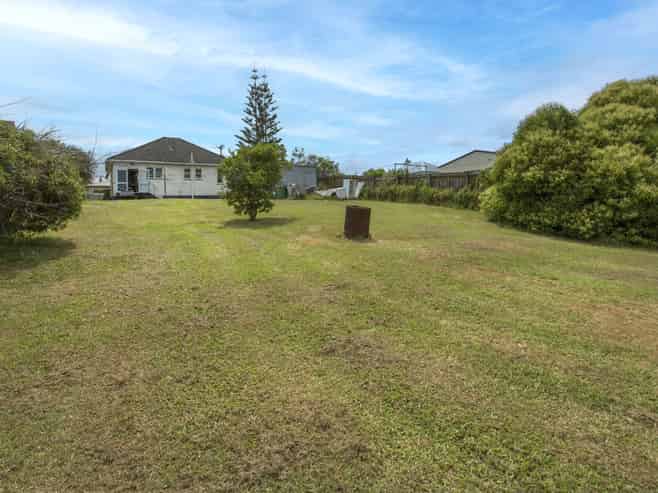 8 Plunket Street, Dargaville