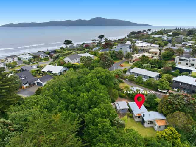 2 Kohutuhutu Road, Raumati Beach