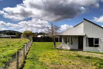 27 Thomas Street, Tikipunga