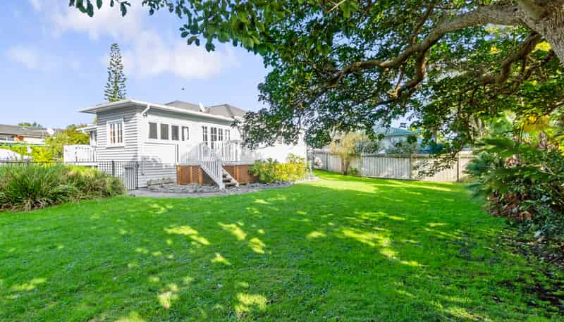 1/127 Birkdale Road, Birkdale