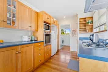 15 Tyne Street, Marchwiel