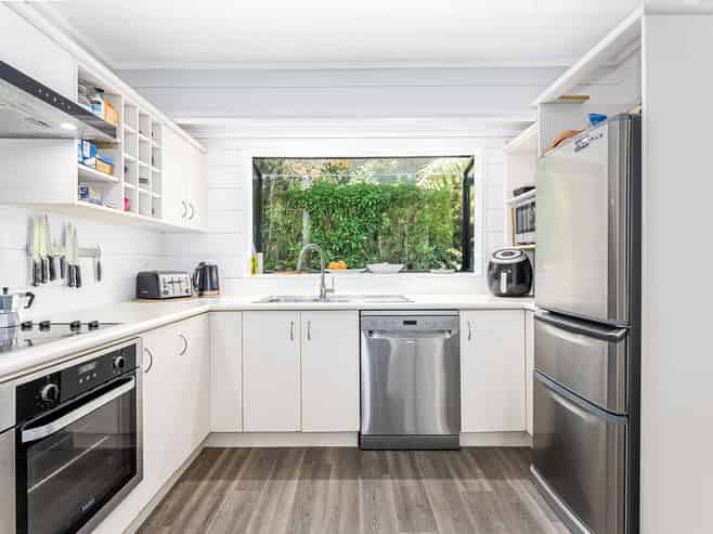 4 Joseph Banks Drive, Whitby