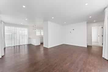 11 Avon Place, Springvale