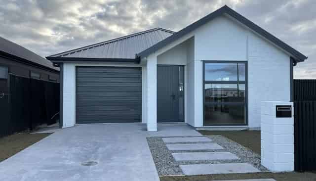 17 Central Street, Papamoa