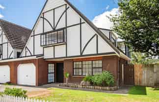 51C  First Avenue, Avenues