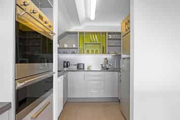 147B Rocking Horse Road, SOUTHSHORE