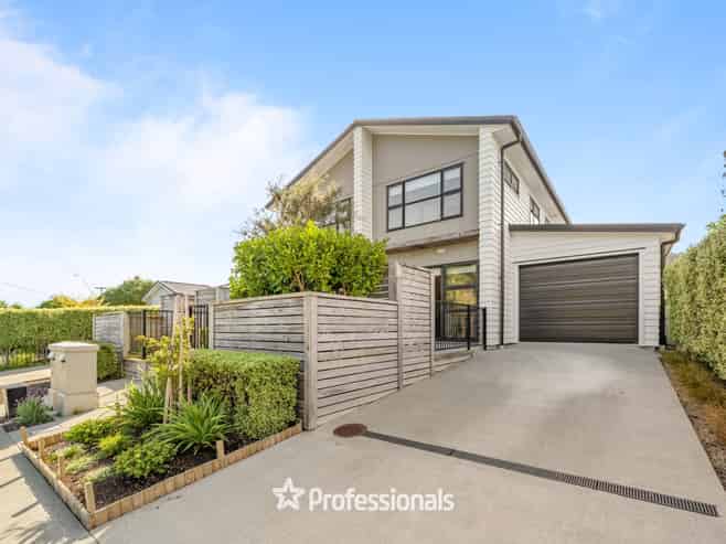 1246 Taita Drive, Taita