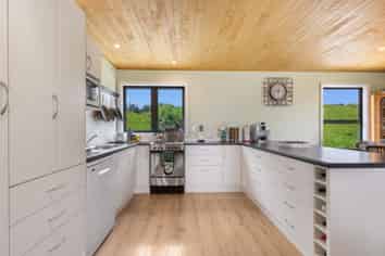 135 Bensemann Road, Upper Moutere