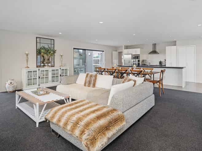 86 Kupe Drive, Whitianga