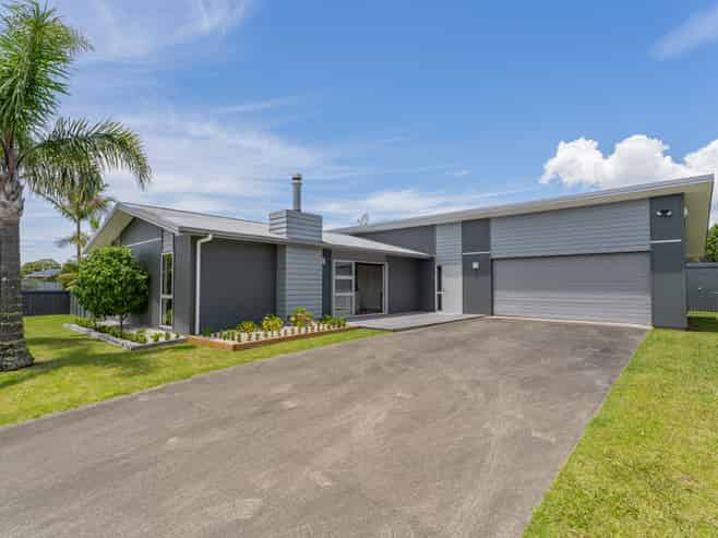 86 Kupe Drive, Whitianga