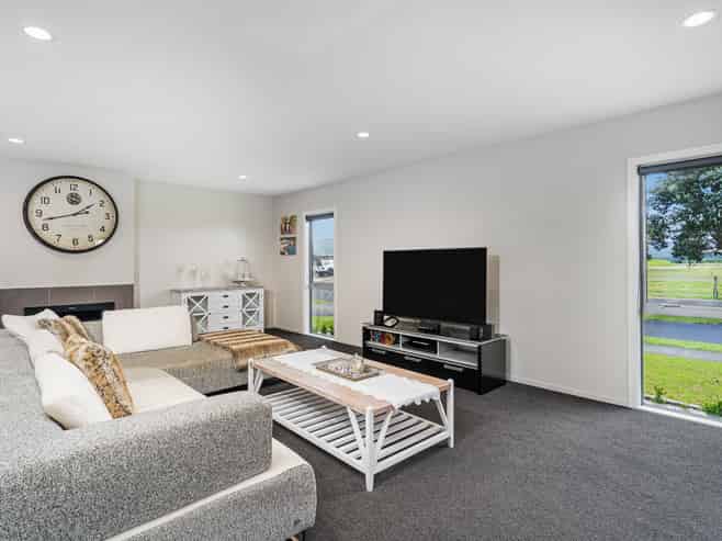 86 Kupe Drive, Whitianga