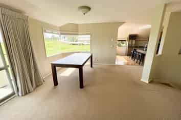 60 Grammar School Road, Pakuranga