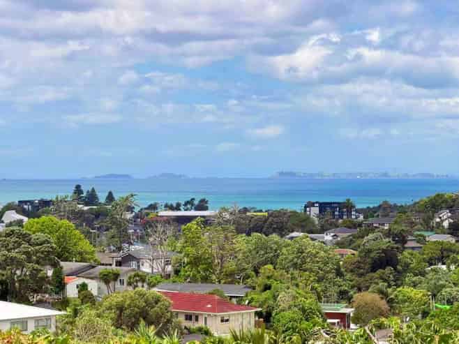 1/32 Montclair Rise, Browns Bay