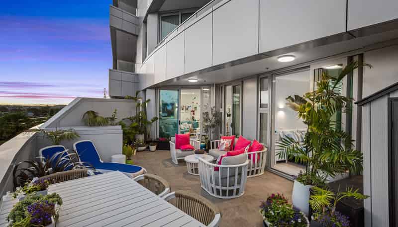 416/11 Tamariki Avenue, Orewa