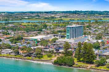 416/11 Tamariki Avenue, Orewa