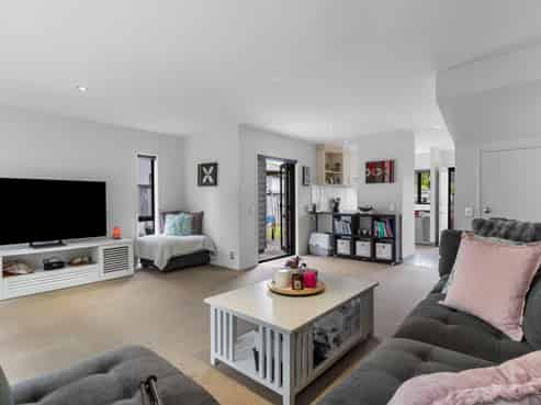 32/92 Bush Road, Albany