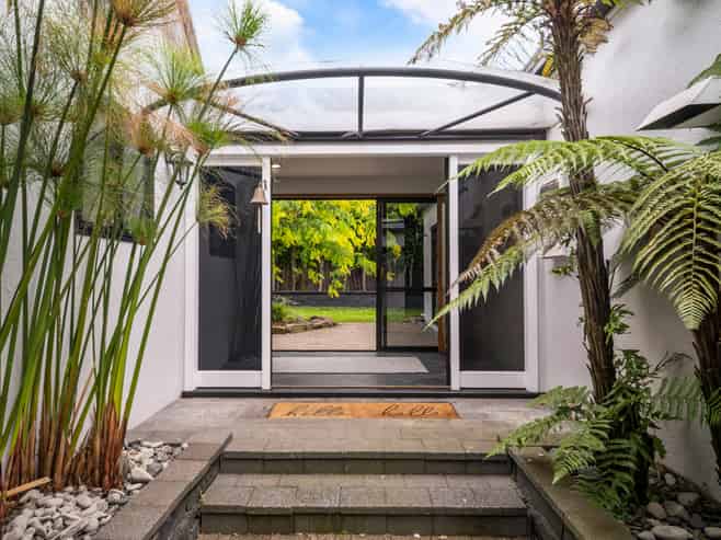 91 Manhattan Heights, Glendene