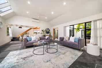 91 Manhattan Heights, Glendene