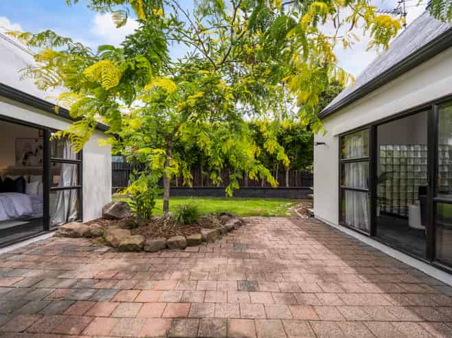 91 Manhattan Heights, Glendene