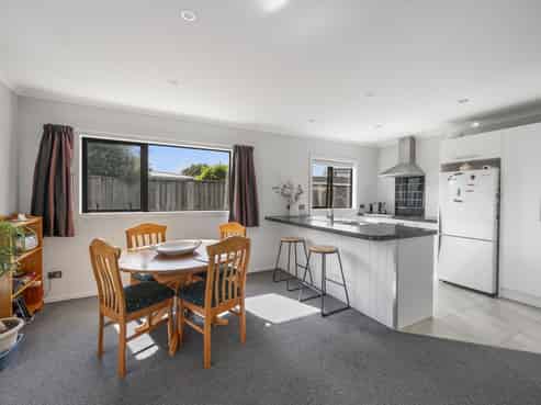 86 King Street, Taradale