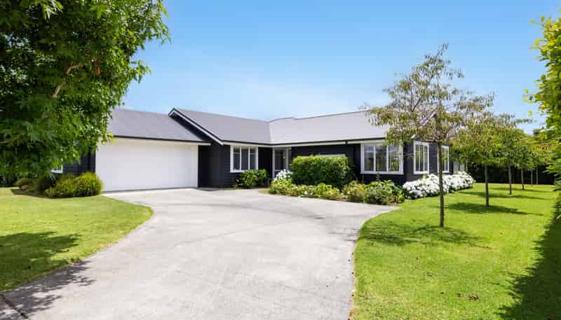 11 Wrybill Way, Point Wells