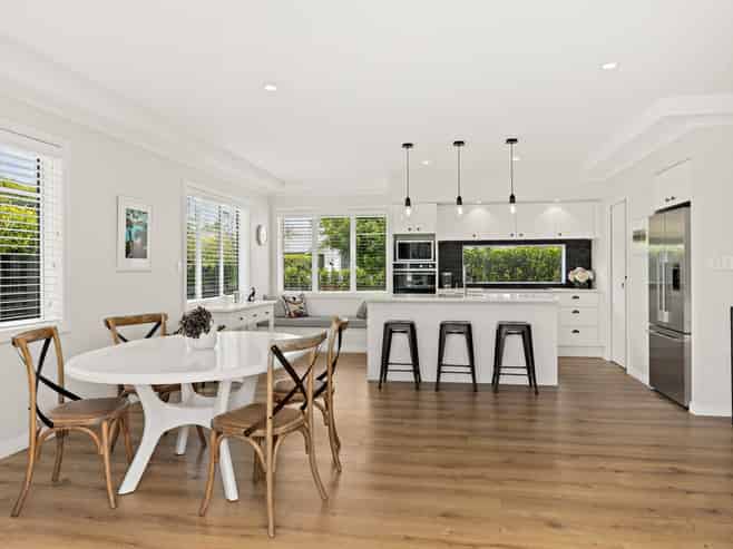 11 Wrybill Way, Point Wells