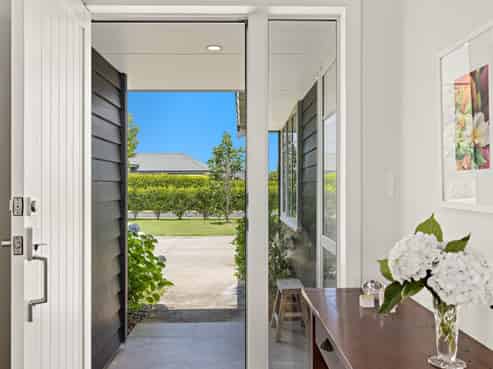 11 Wrybill Way, Point Wells