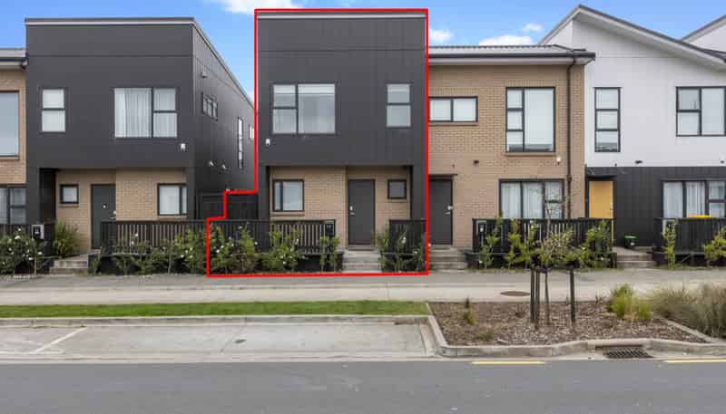 12 Manarini Road, Westgate