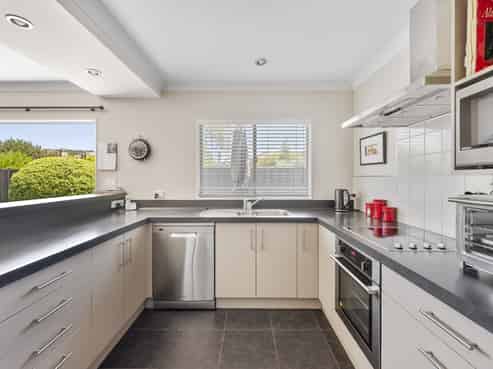 19A Hammond Road, Taradale